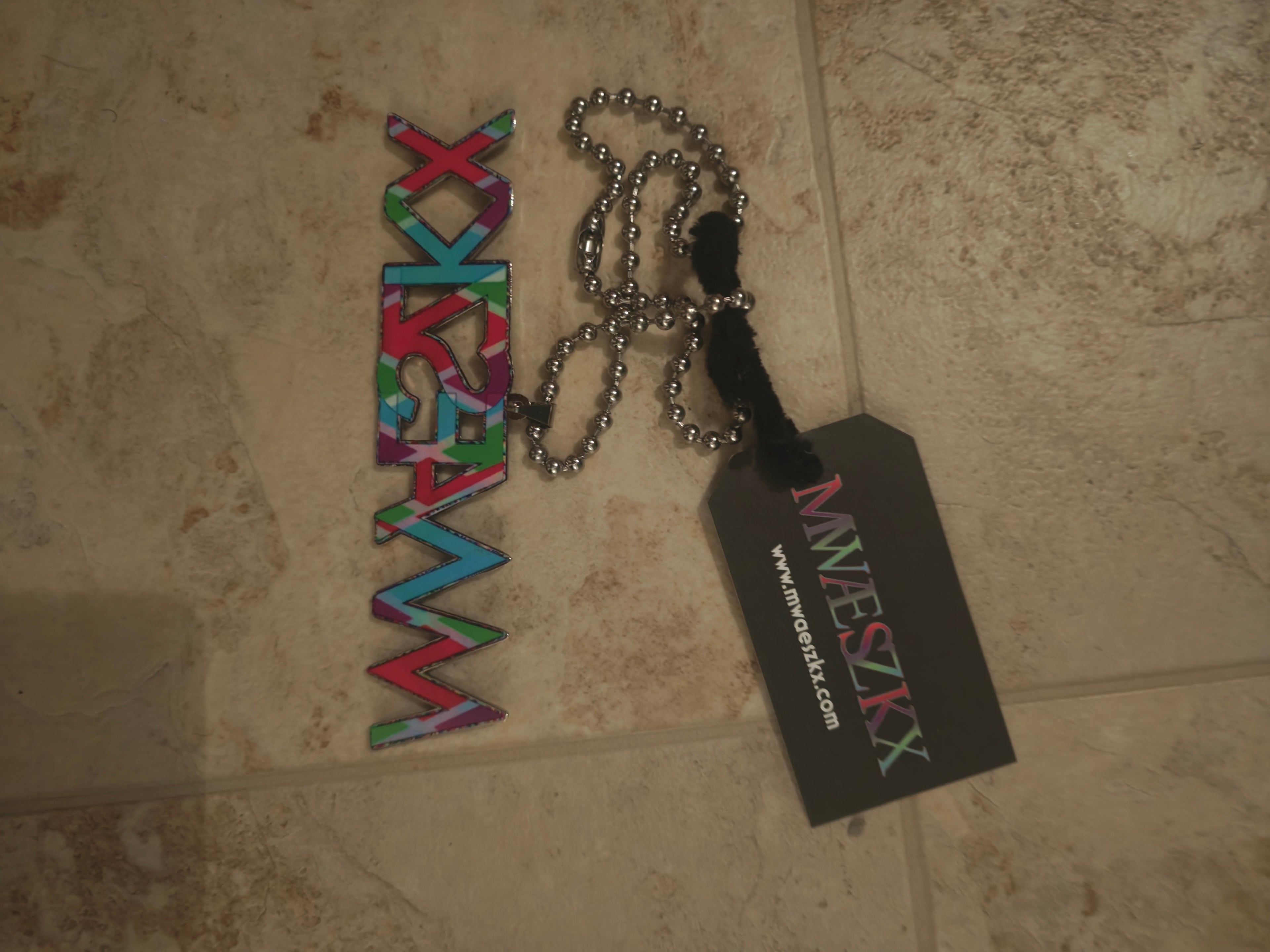 Mwaeszkx@ Name Pendant